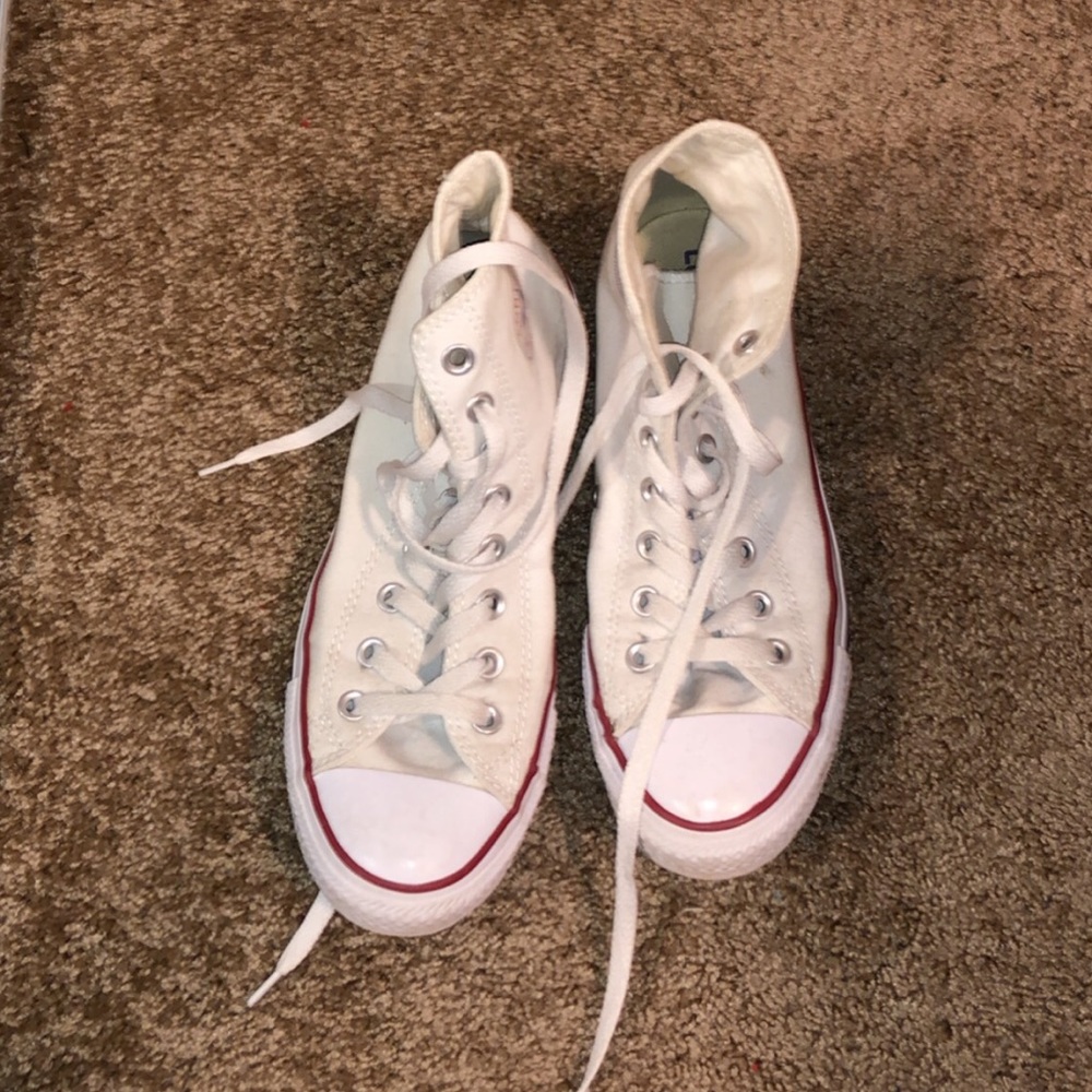 White all star converse